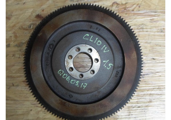 Mаховик Renault Clio 3-4, Logan 1-2, Sandero 1-2, Captur, Dokker, Duster, Megane 2, Scenic 2, Twingo 2, Modus, 1.5 DCi, 123107421R